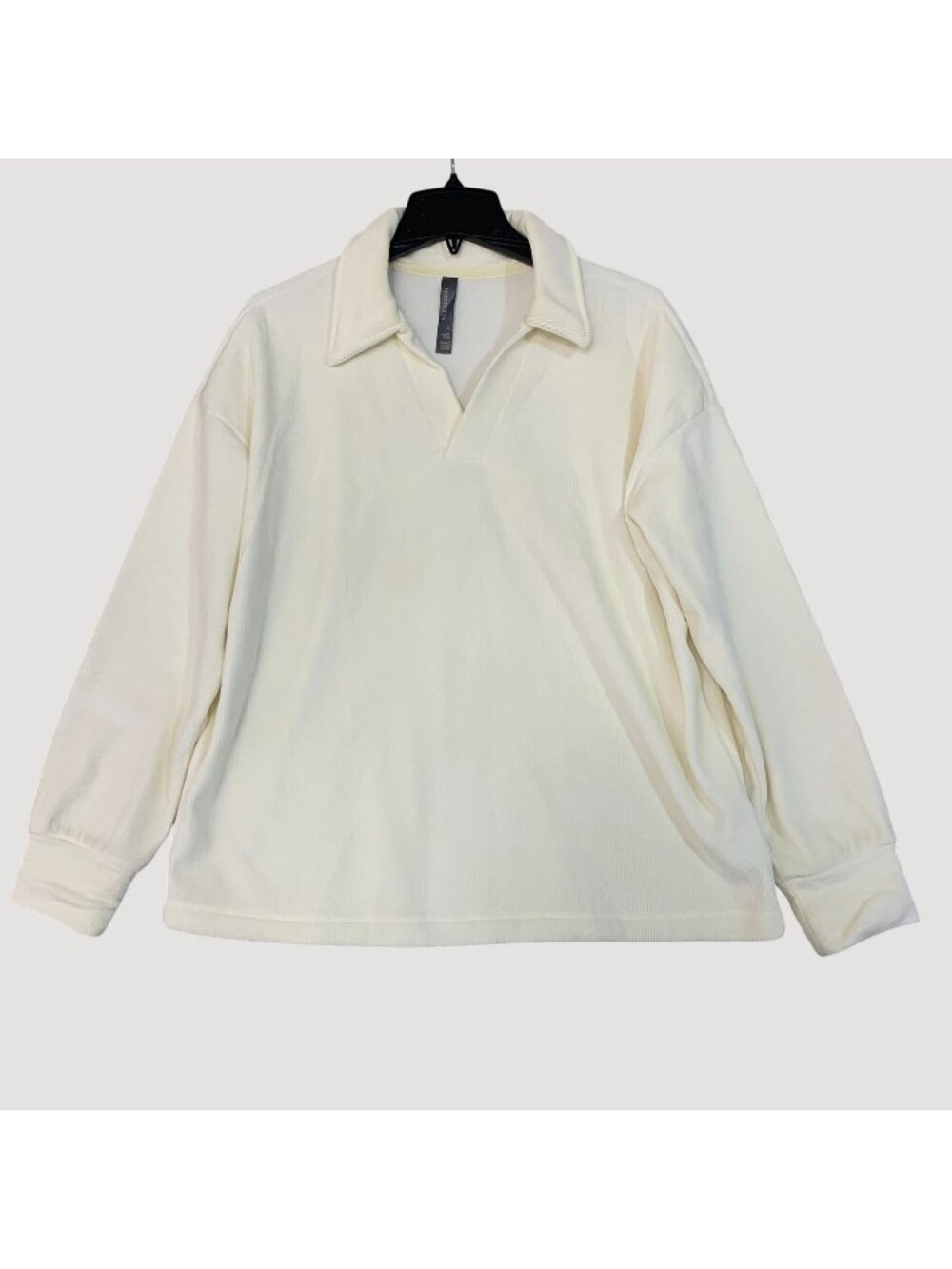 NWOT Mondetta Women’s XL Ribbed Long Sleeve Pullover Polo Shirt Cream
